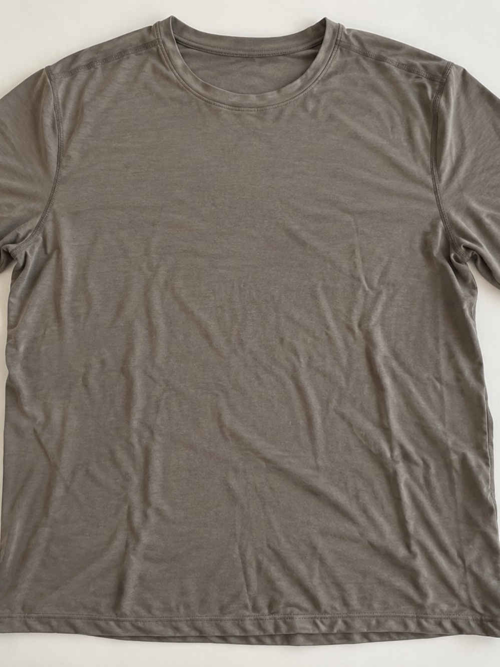mens strato vuori medium T shirt